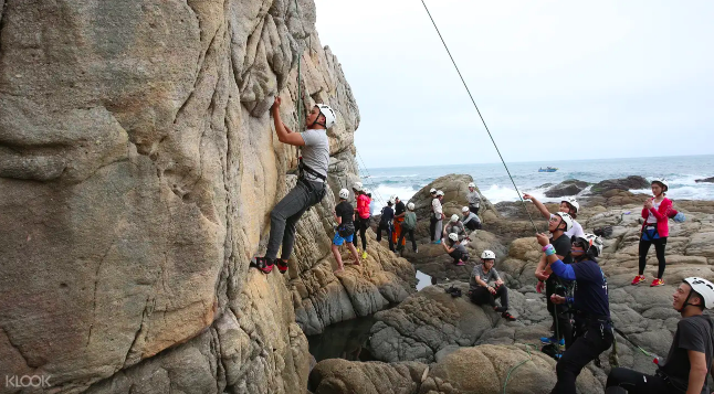 台北｜gogo台北一日遊，挑戰你沒想過的7種玩法-攀岩